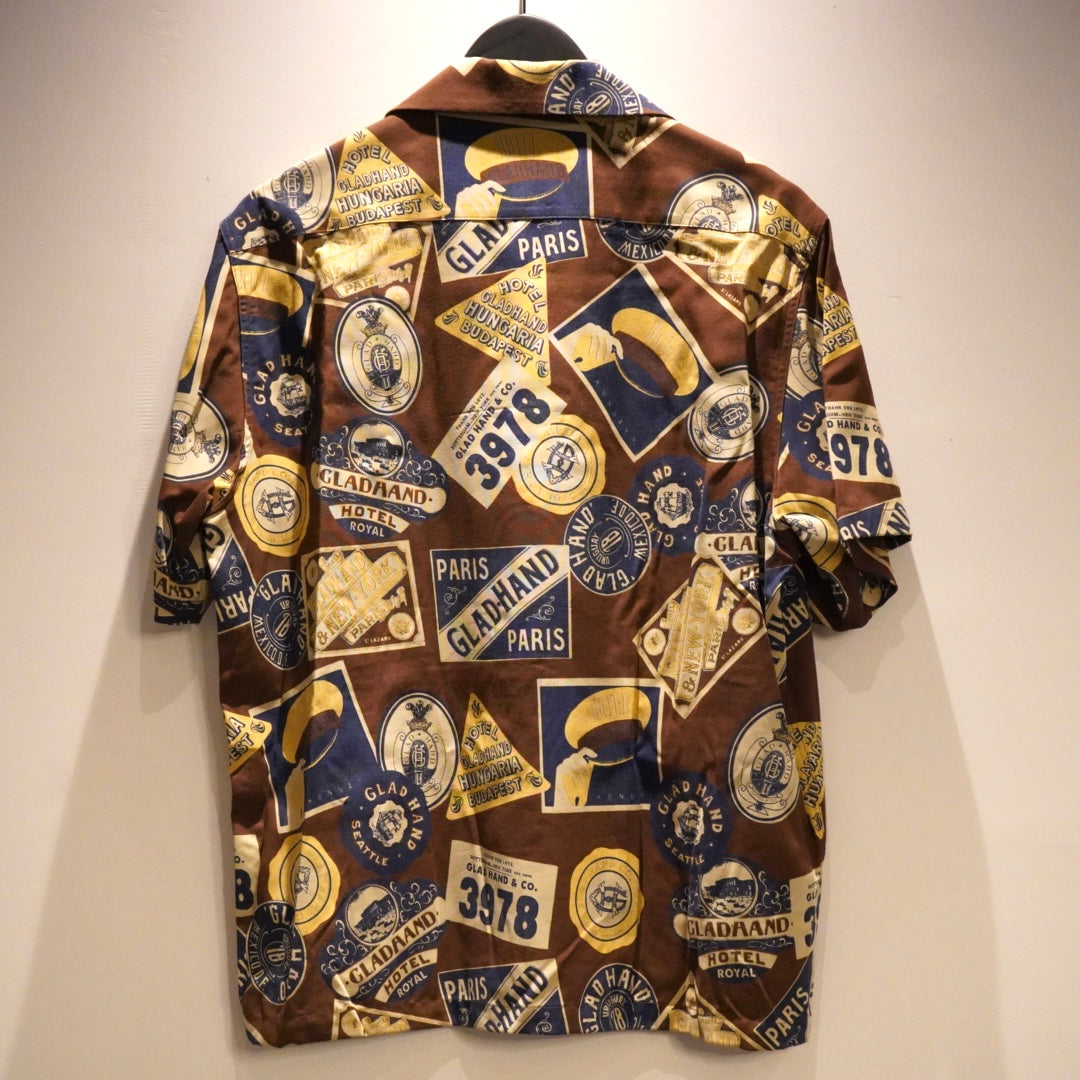 LUGGAGE LABEL - S/S SHIRTS BROWN / BYGH5105