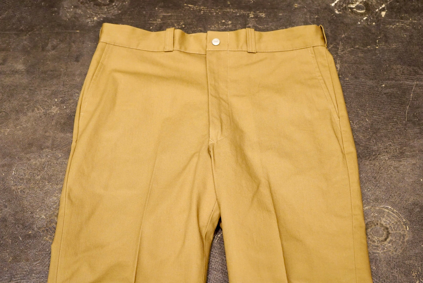 DEVIL'S - PANTS BEIGE